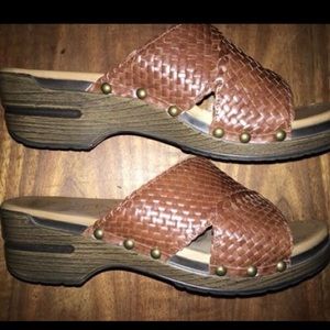 Dansko size 41 brown sandal.